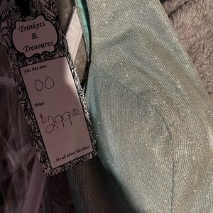 Prom dress! size 00 worn only once! $125 OBO